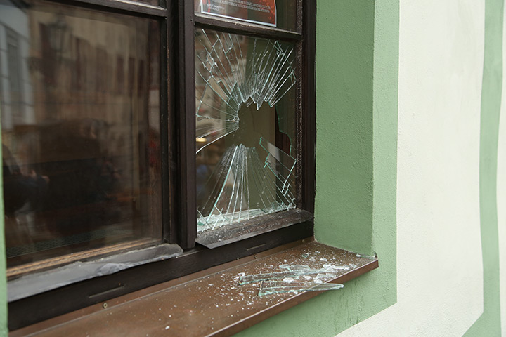 A2B Glass are able to board up broken windows while they are being repaired in Newbury.